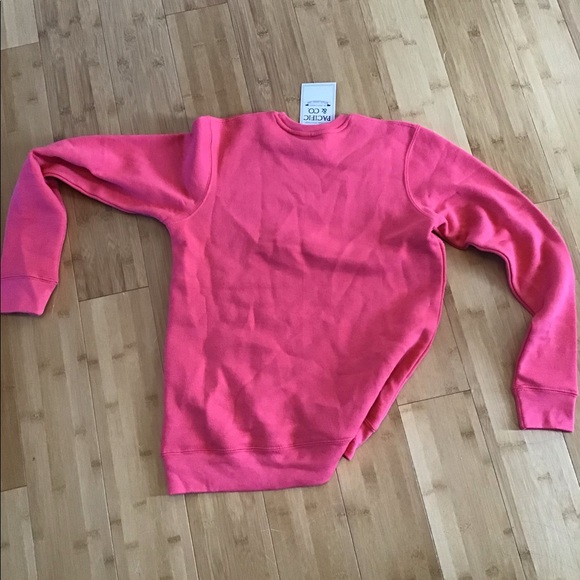 NWT Pacific & Co Panama City Beach Sweatshirt - Picture 2 of 3